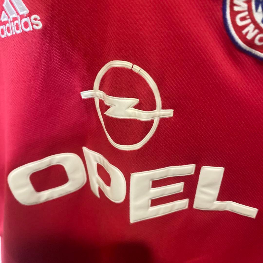 Bayern München サッカーシャツ