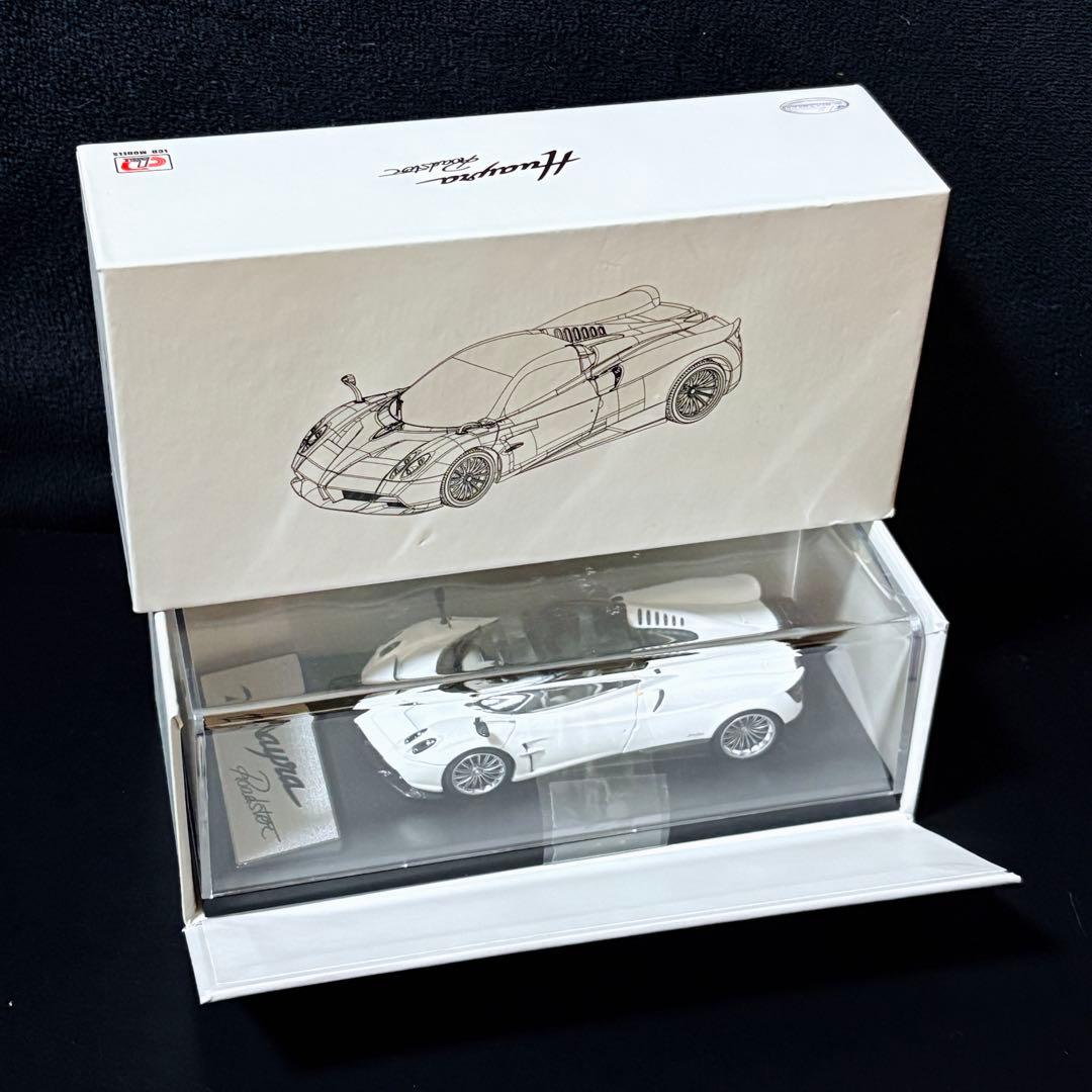 1/43 LCD パガーニ ウアイラ ロードスター 2017 メタリックホワイト