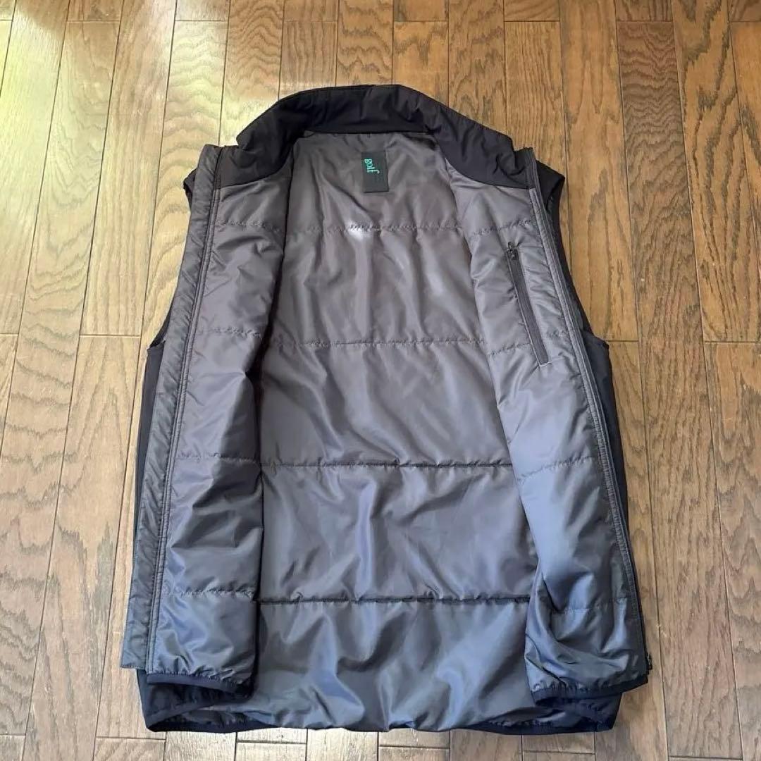 the5525 ブラックベスト Mサイズ　中綿入り中古美品