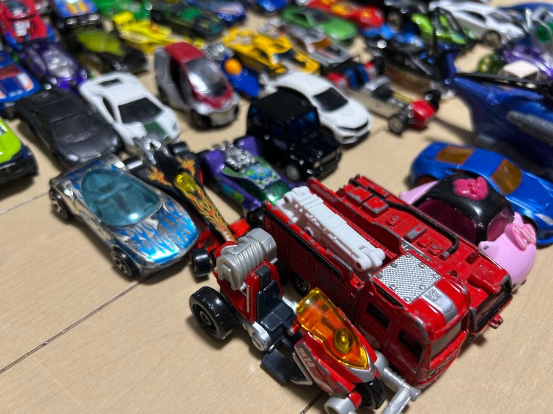 TOMICA トミカ　まとめ売り　ホットウィール　約100台　HOTWHEELS
