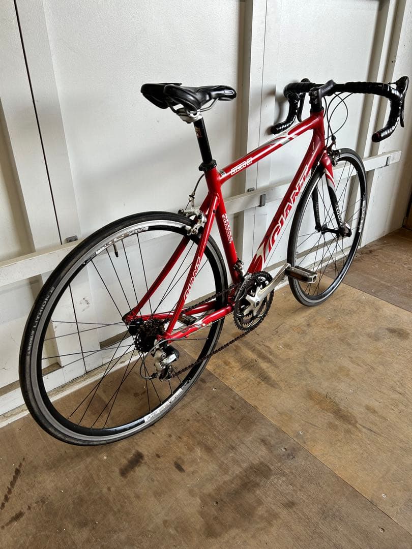 GIANT ロードバイク SHIMANO 24段変速 ブレーキ 105