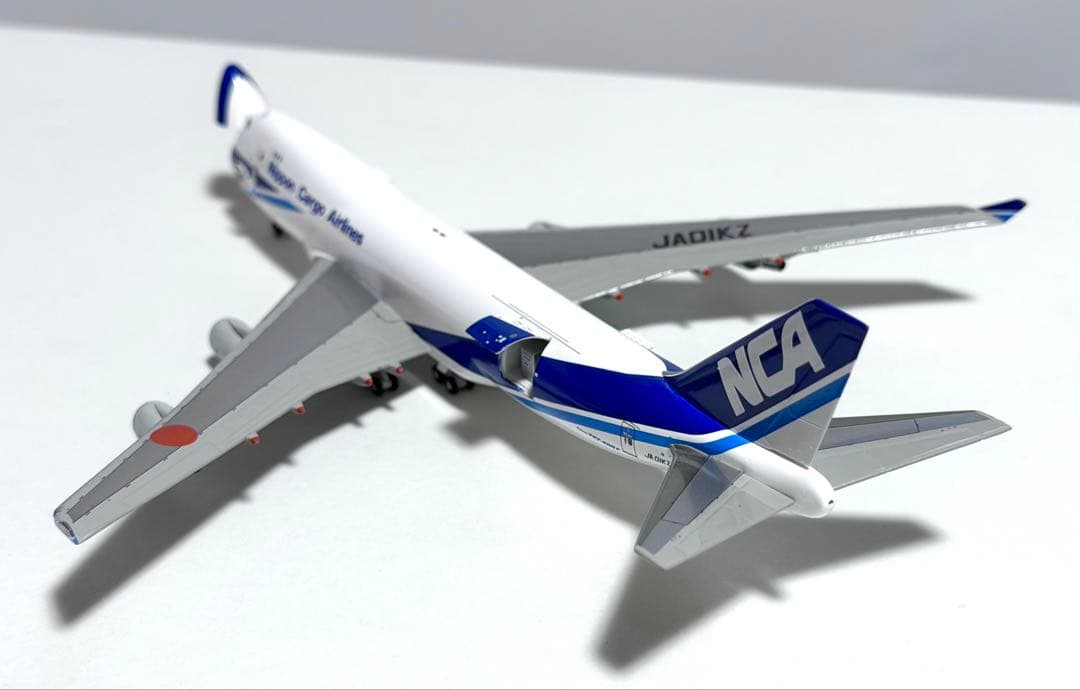 全日空商事 1/200 B747-400F NCA ジオラマ　KZD44402