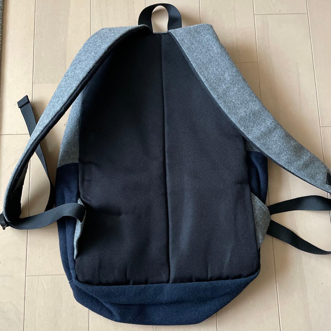 希少！ルースイソンブラ　バックパック グレー ネイビー