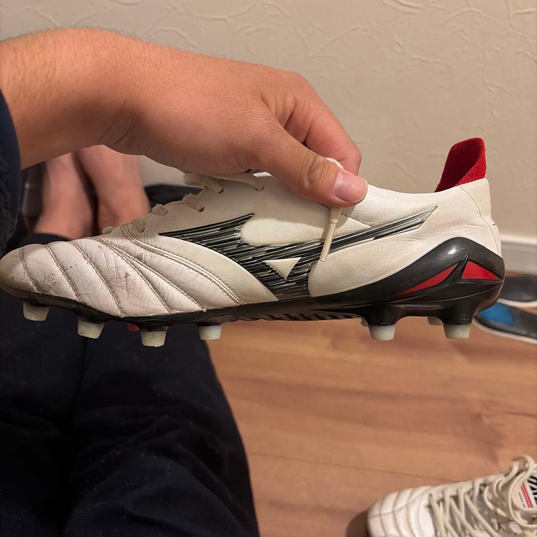 Mizuno サッカースパイク　モレリアネオ4 27.5