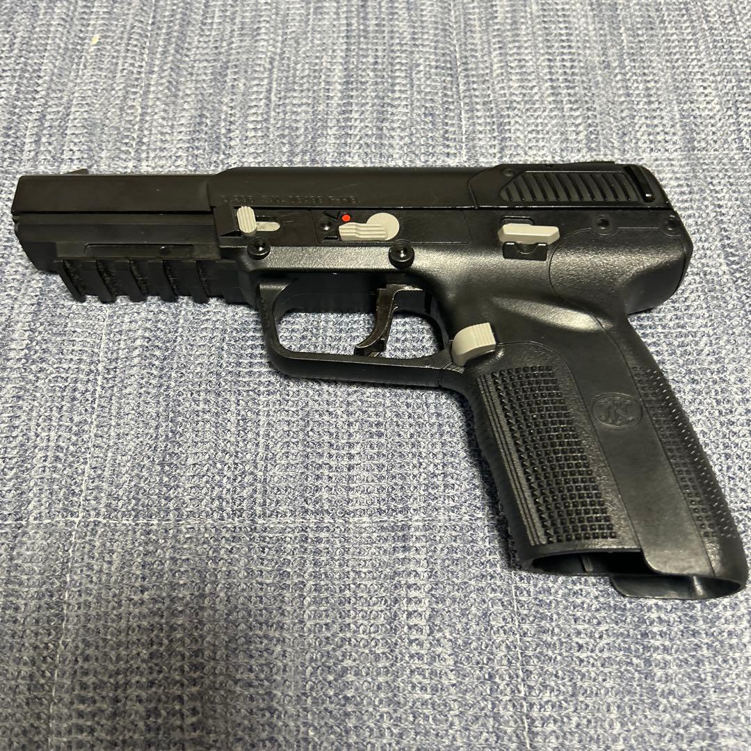 東京マルイ FN5-7(ファイブセブン) ガスブローバックガン