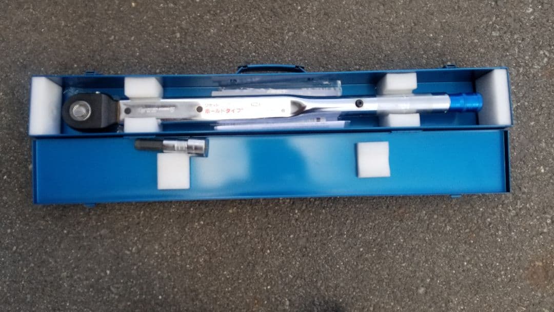 TONE プリセット形トルクレンチ T6LN400