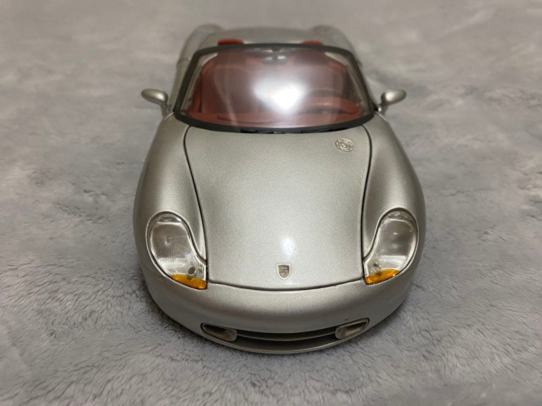 ミニカー Maisto PORSCHE BOXSTER 1/18
