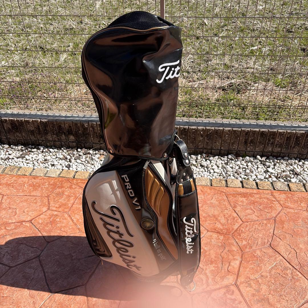 限定品モデル　Titlest タイトリスト　PRO V1 キャディバッ