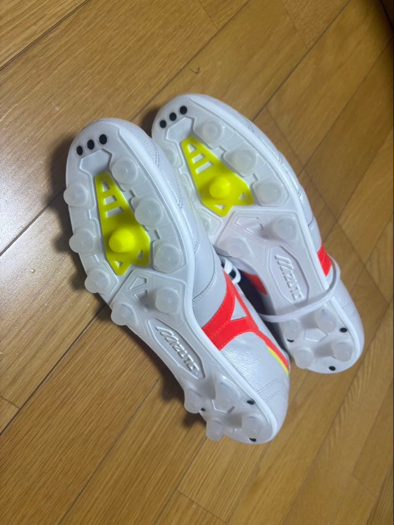 サッカースパイク ミズノ