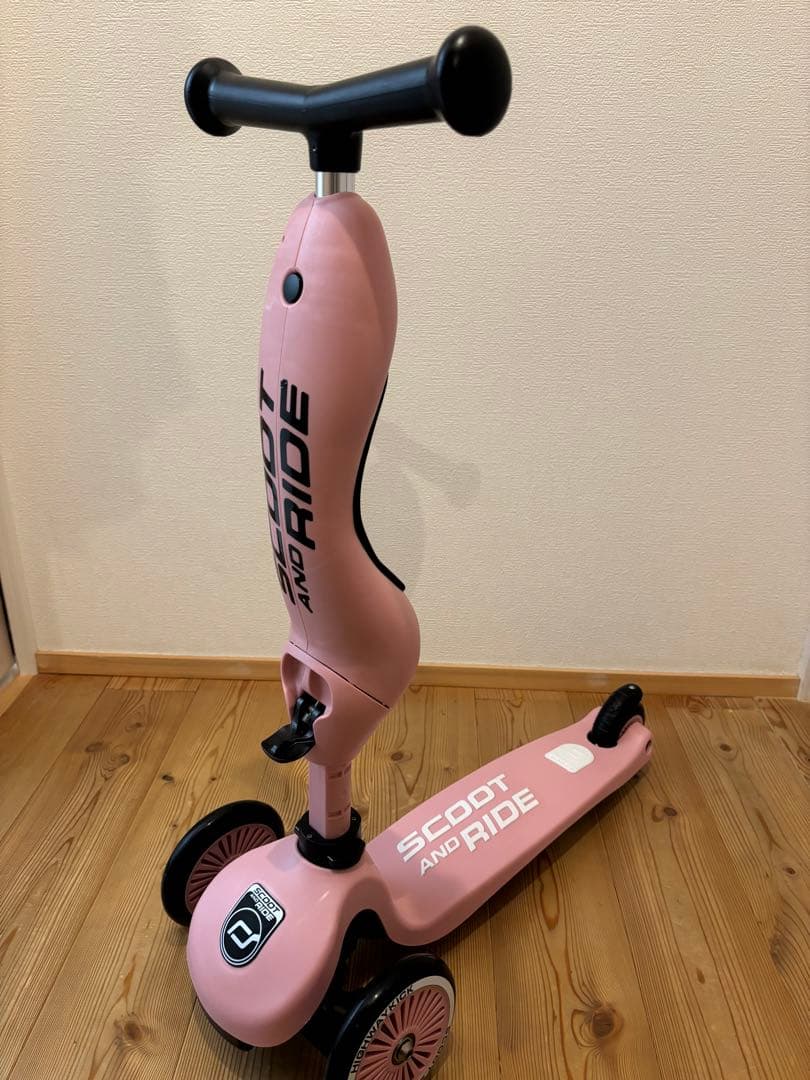 SCOOT AND RIDE ピンク　室内使用のみ
