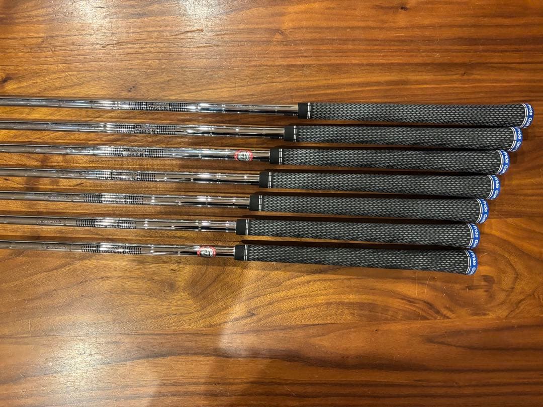 TaylorMade Qi アイアン　7本セット（5〜A）