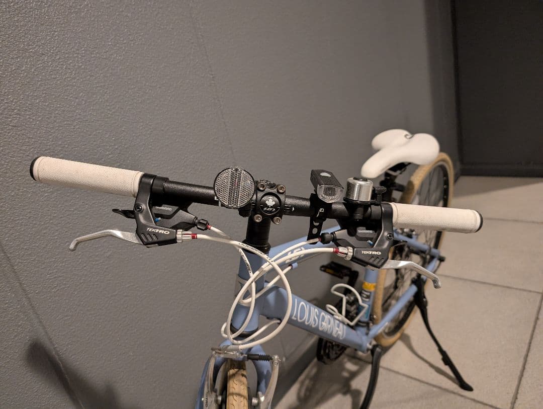 LOUIS GARNEAU クロスバイク サイズ42 完成車配送