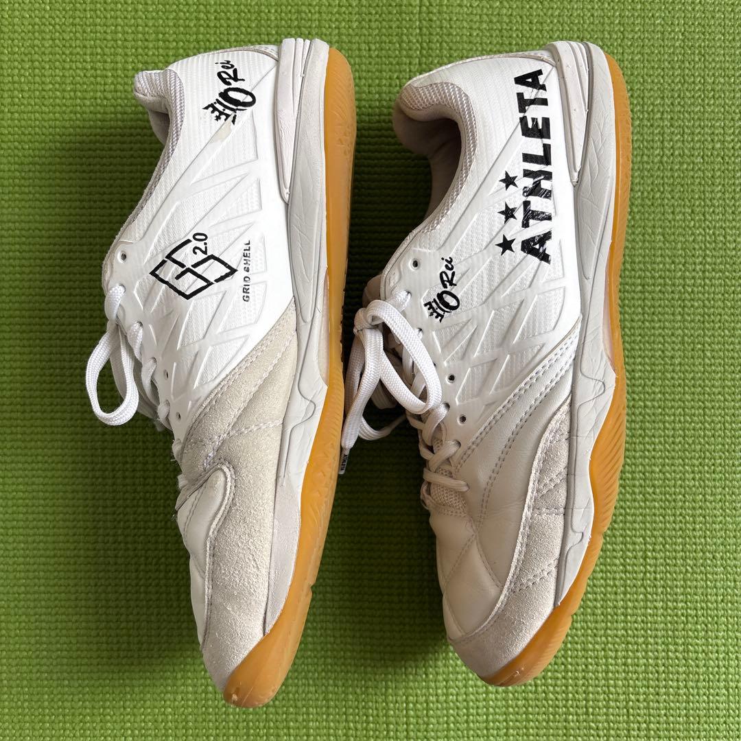 【美品】ATHLETA O Rei フットサルシューズ ホワイト 24.5