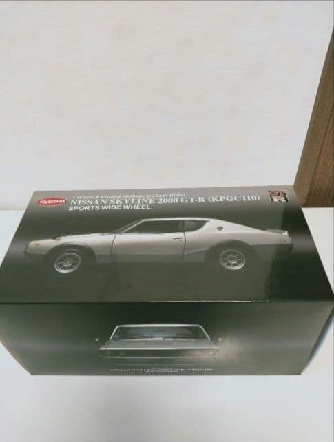 NISSAN SKYLINE 2000 GT-R ミニカー 京商1/18 日産