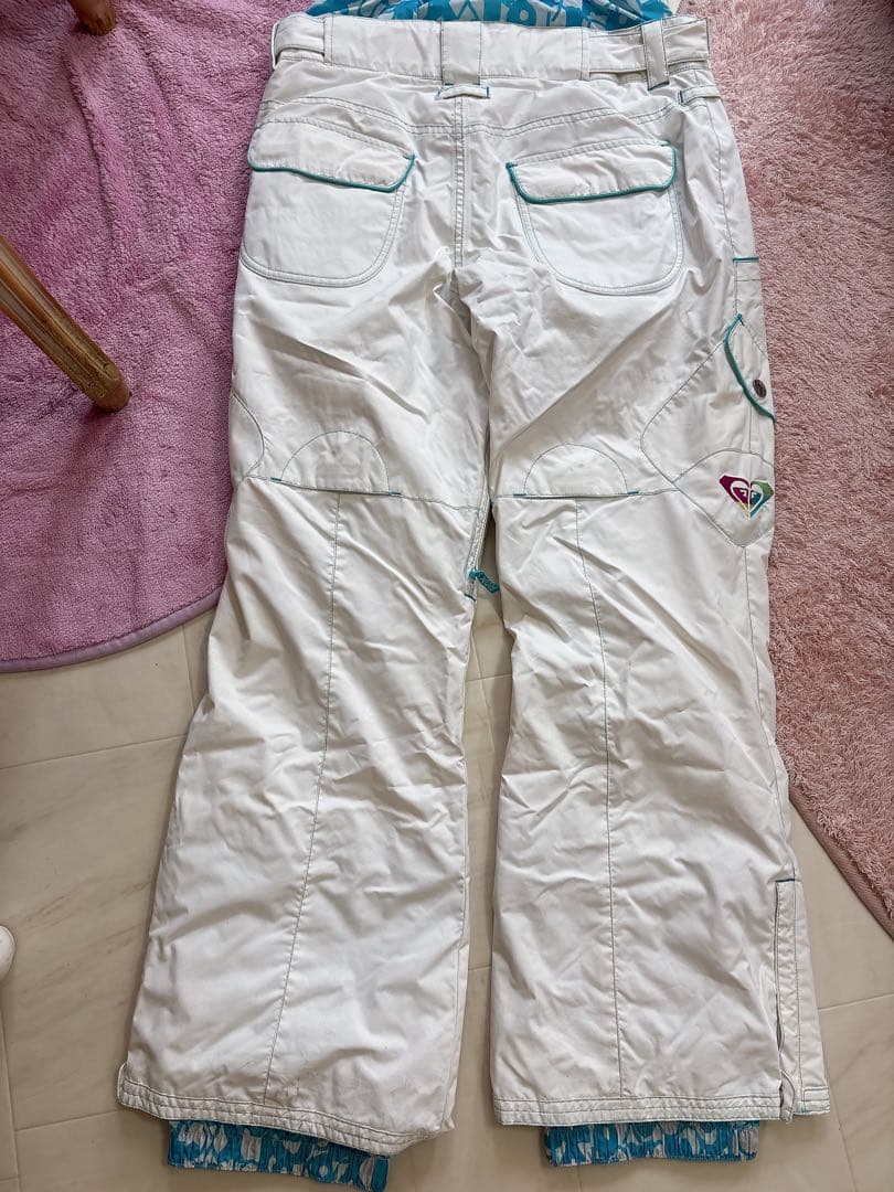 【ROXY】　レディーススノーボードウェア上下セット　ギンガムチェック　白