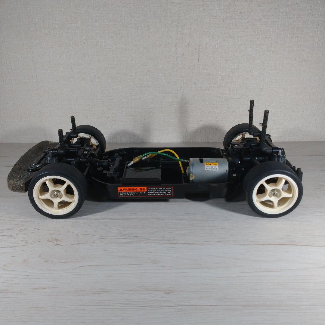 タミヤ　TT-01 シャーシ　Calsonic GT-R 2003