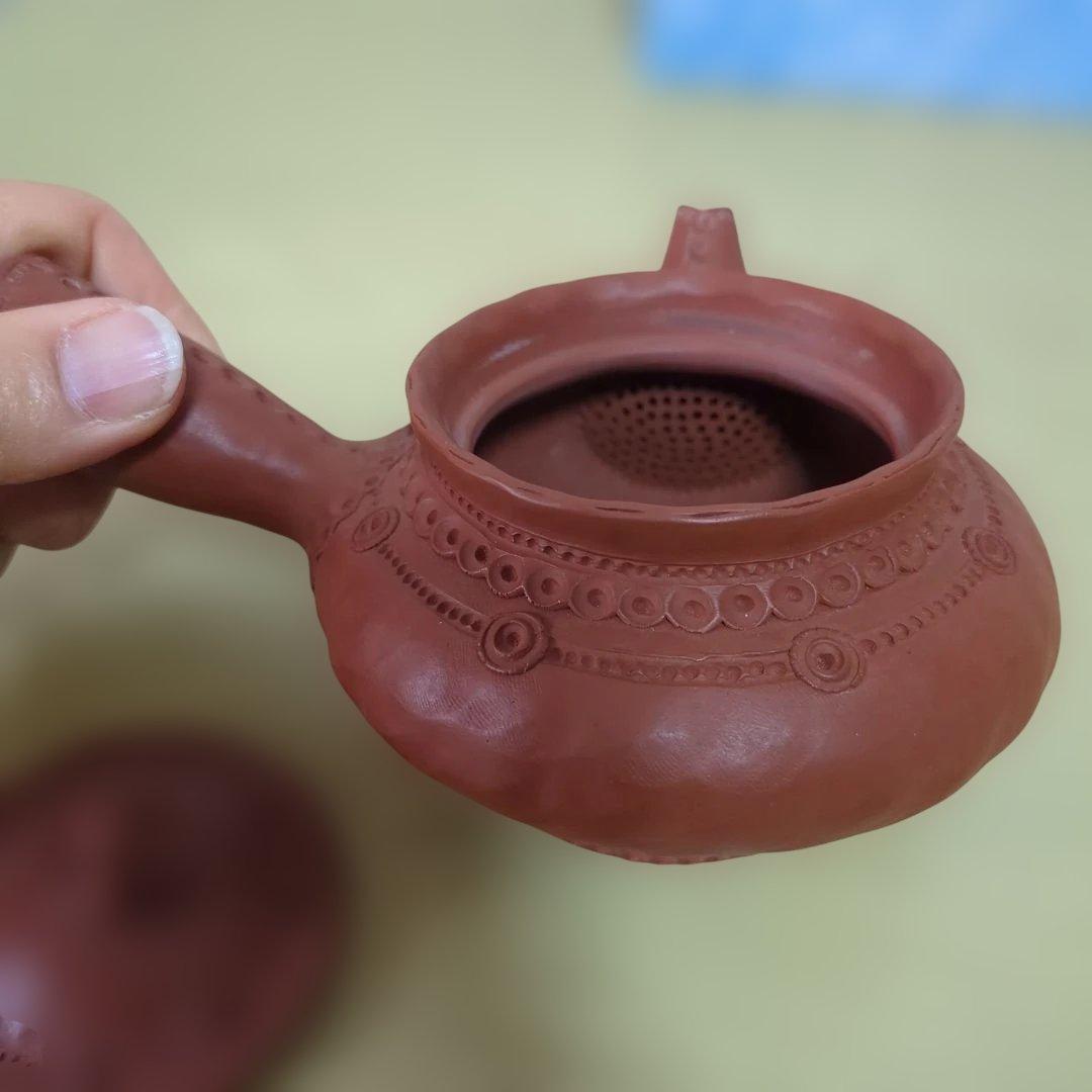 常滑焼 石仙作の朱泥急須新品未使用・箱付きです。