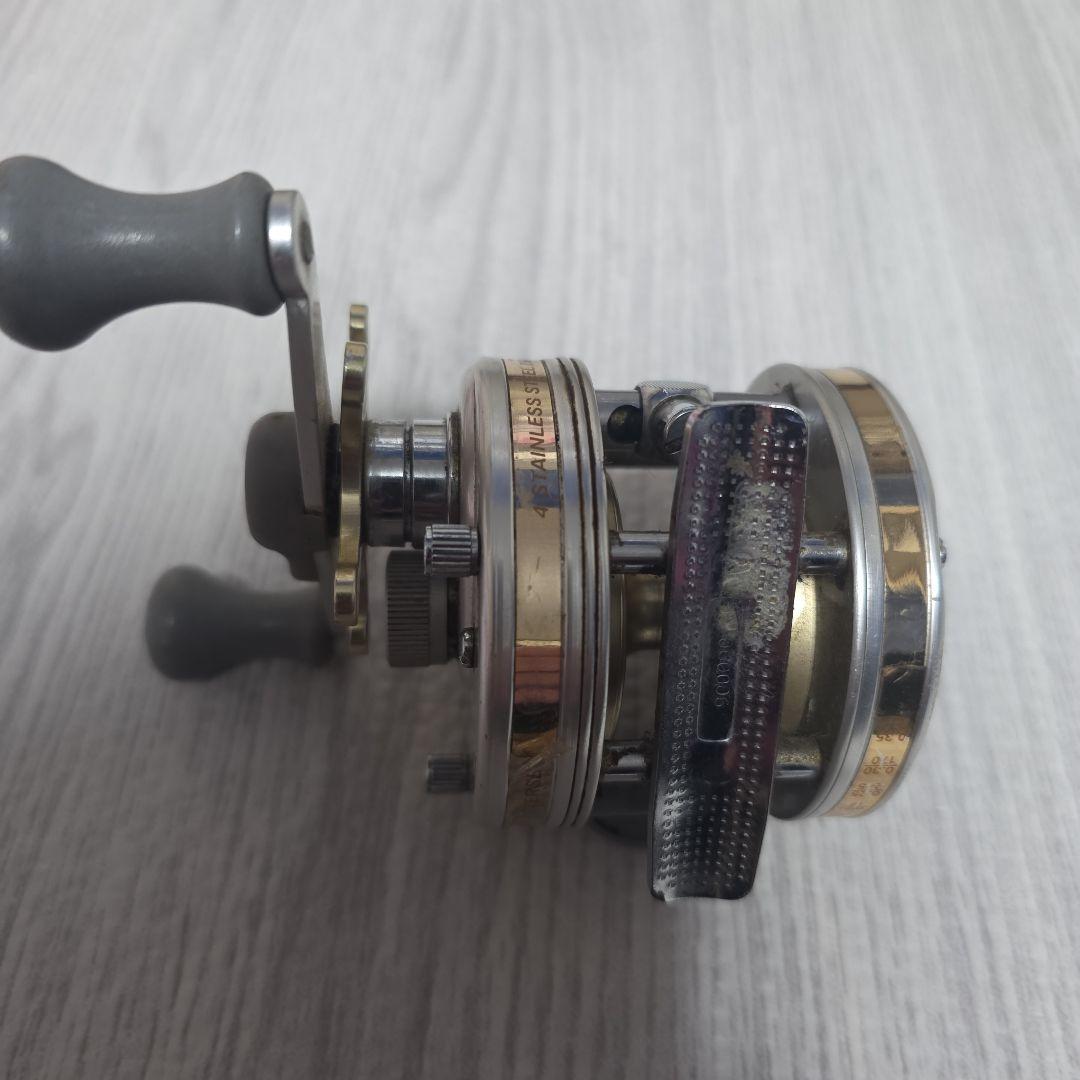 希少　Abu Garcia Ultra Cast リール　UC4600C