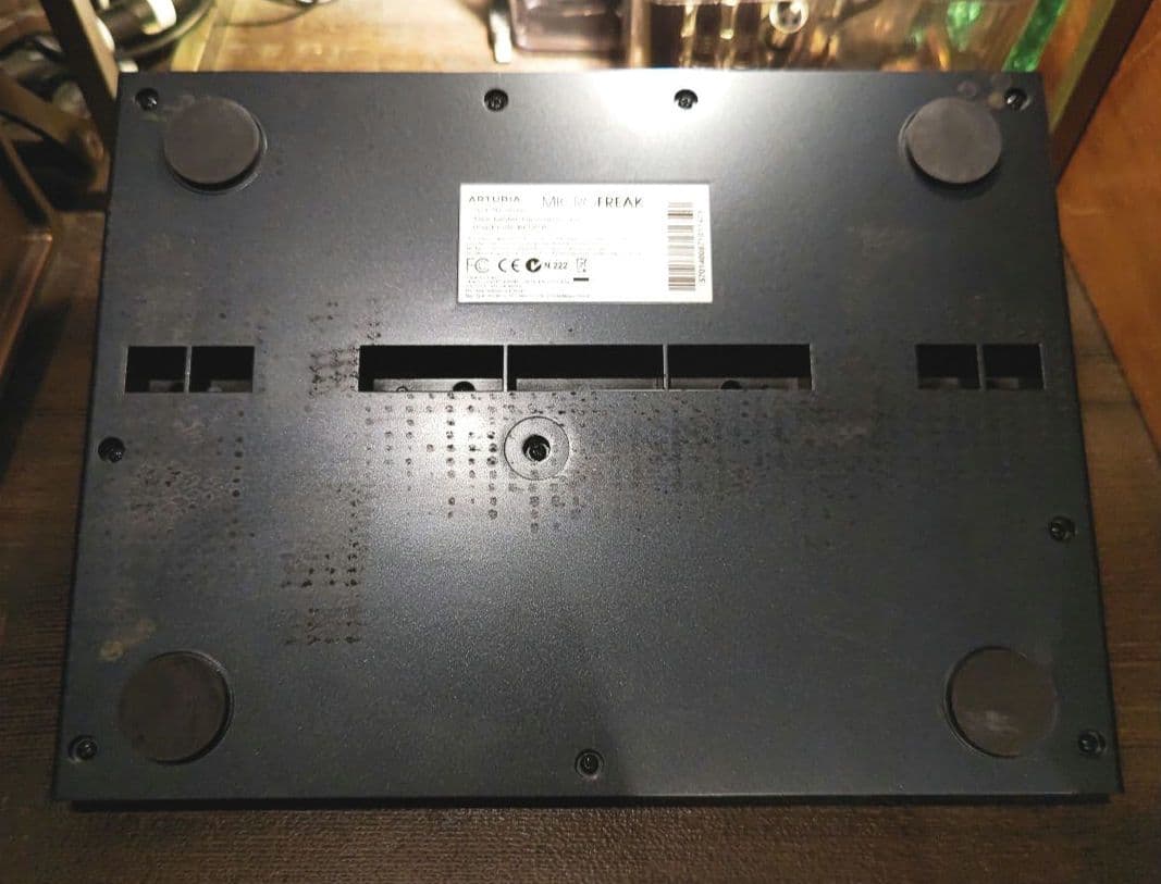 Arturia MicroFreak ボコーダーマイク付