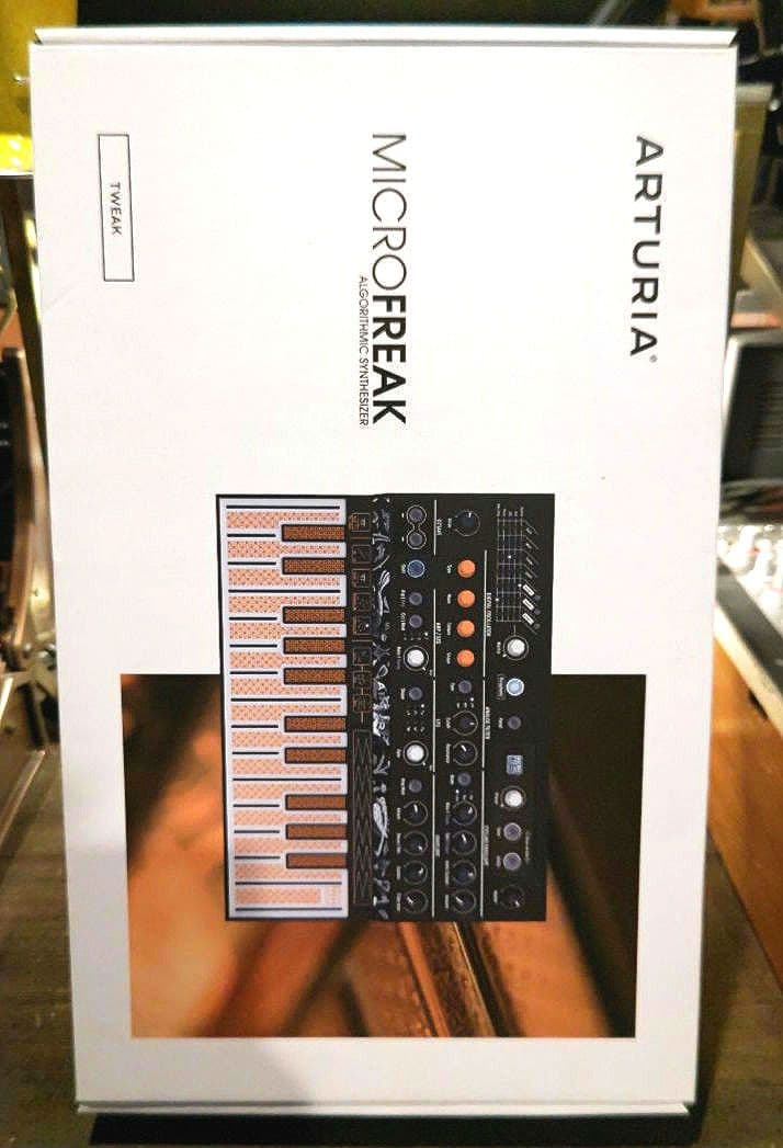 Arturia MicroFreak ボコーダーマイク付