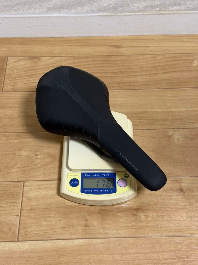 フィジーク Fizik アンタレス Antares R1 サドル カーボン