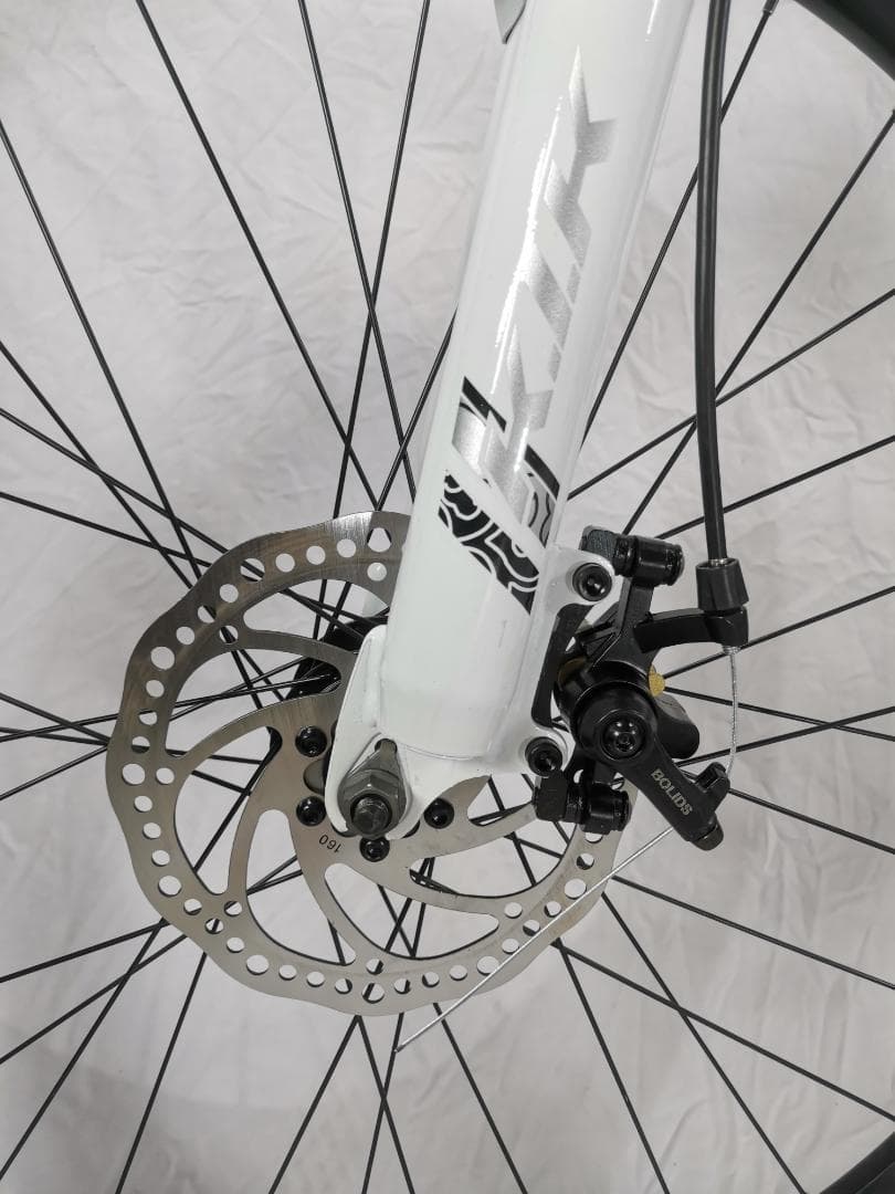 ギリギリダンス様 新品LS26 自転車 マウンテンバイク 21速