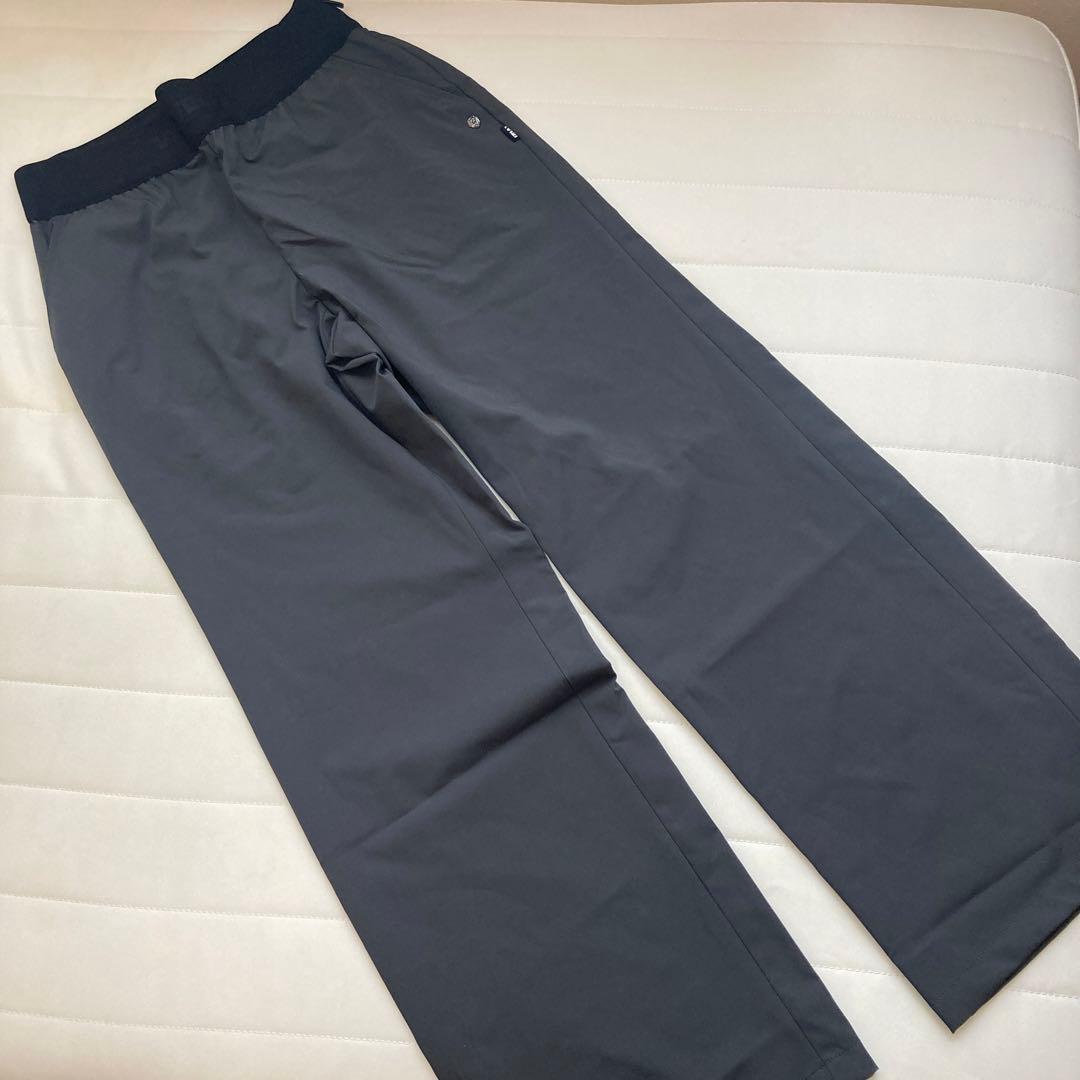 【美品】VTWELVE v12 パンツ　2枚セット
