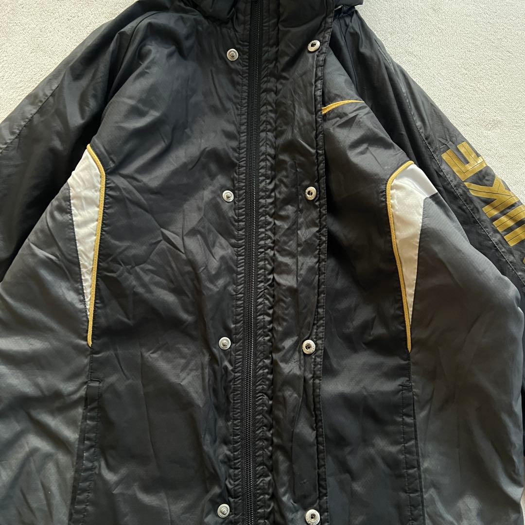NIKE ナイキ 140㎝ キッズM ベンチコート 裏ボア 黒ブラック金ゴールド