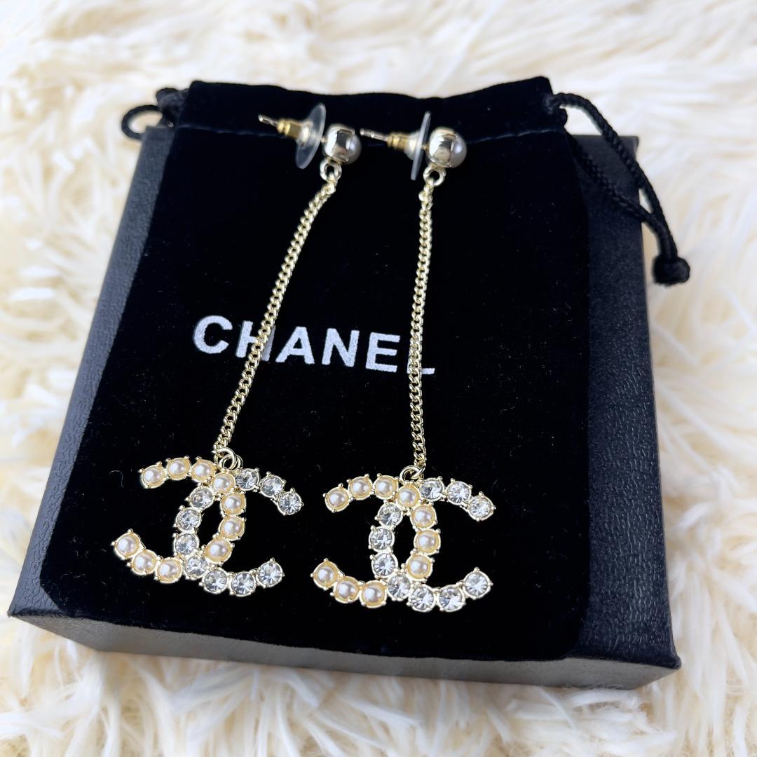 CHANEL シャネルパールCCペンダントイヤリング