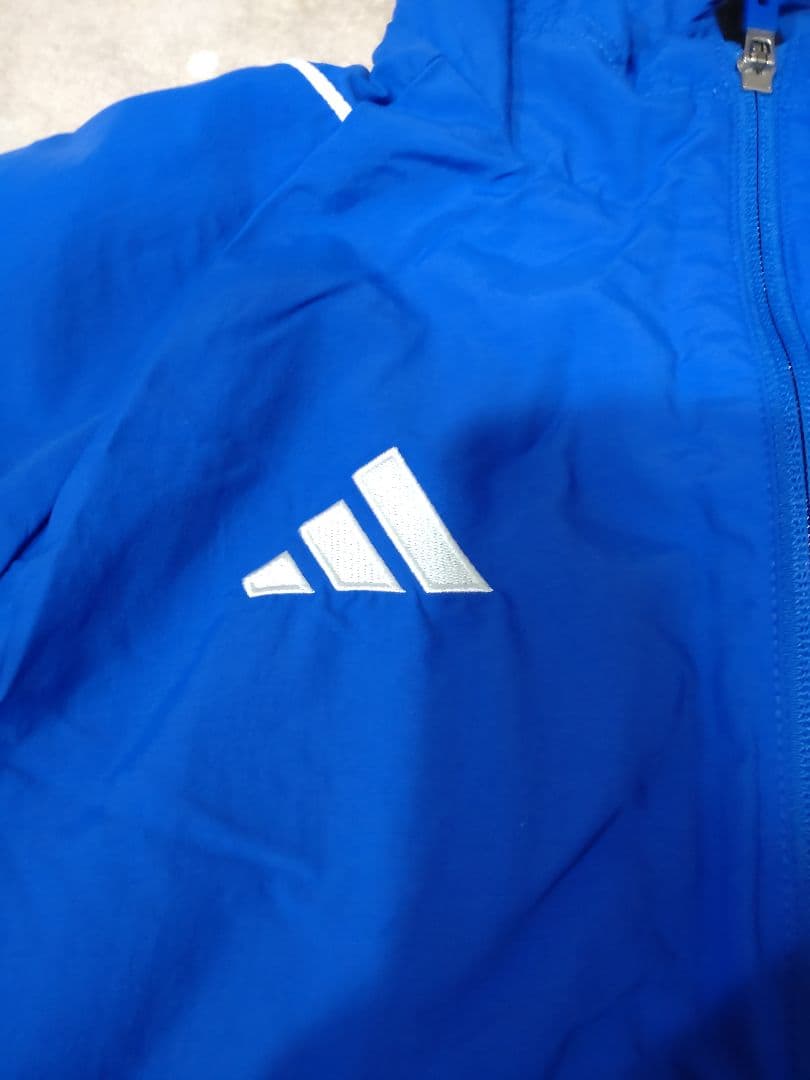 【8】adidas 日本サッカー ピステ ウィンドブレーカー
