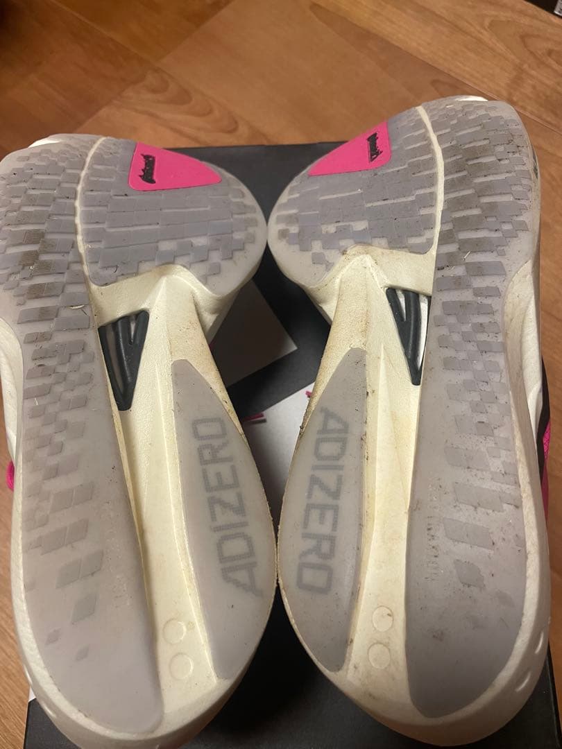 アディダス ADIZERO TAKUMI SEN 11 26.0 極上中古品