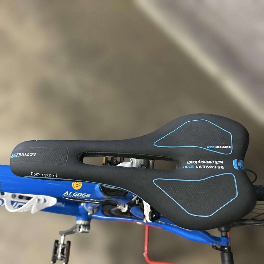 ロードバイク ルイガノ (Louis Garneau)CTR AL6066