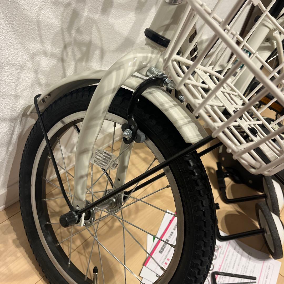 美品　引取り限定　子供用 16インチ　自転車 ホワイト bikke ブリヂストン