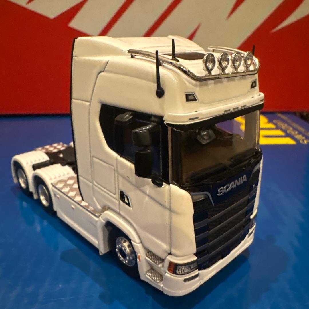 合金スカニア 770S ミニカー 1/64 （2デフ　ダブル引きタイプ）白