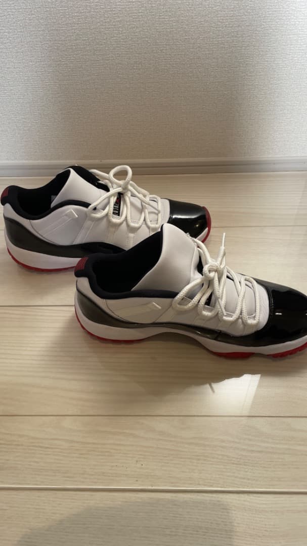 ナイキ　エアジョーダン11 LOW