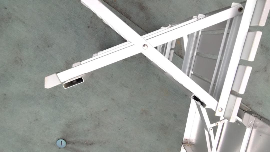 き*こ様 Coleman 折りたたみ式アルミピクニックテーブル 170-5564