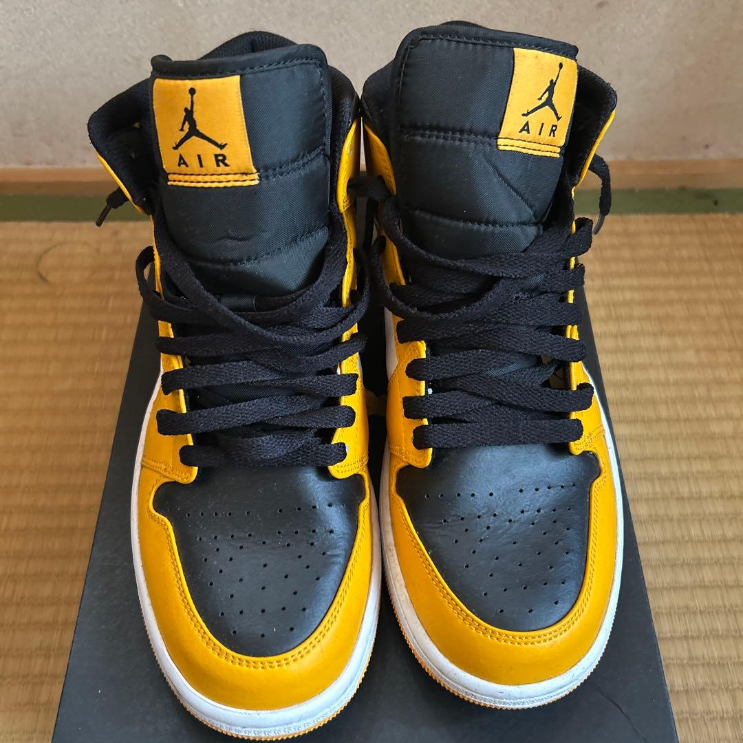 Nike Air Jordan 1 Mid 9.5 ブラック/イエロー