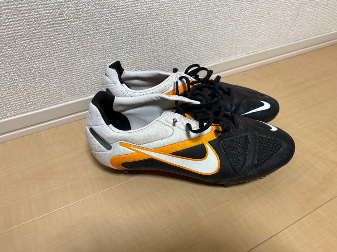 NIKE CTR360 マエストリ II（Maestri II）SG