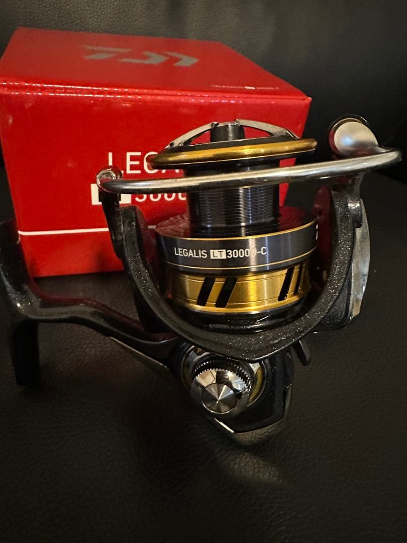 Daiwa 18LEGALIS LT3000D-C スピニングリール