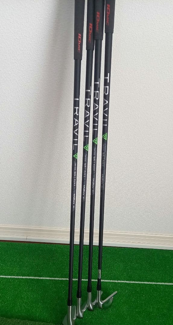 ブリヂストン　242CB+TRAVIL 95S PW～7番 4本セット