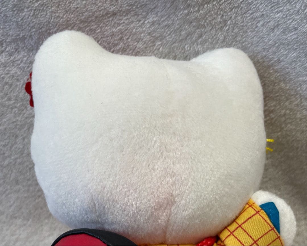 【伊豆限定】ご当地ハローキティ ぬいぐるみ 椿 着物姿