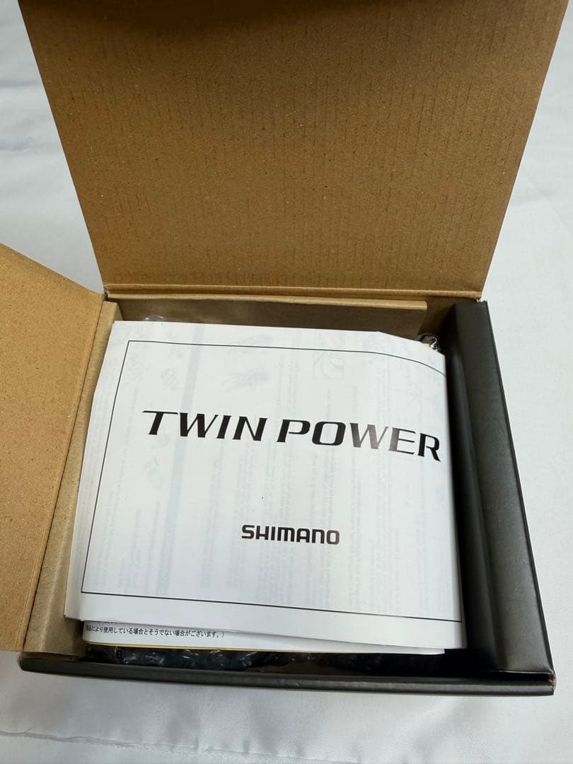 シマノ　24ツインパワー　3000MHG TWINPOWER PE0.8号