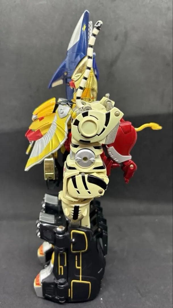 百獣戦隊ガオレンジャー　DX超合金　百獣合体　ガオキング