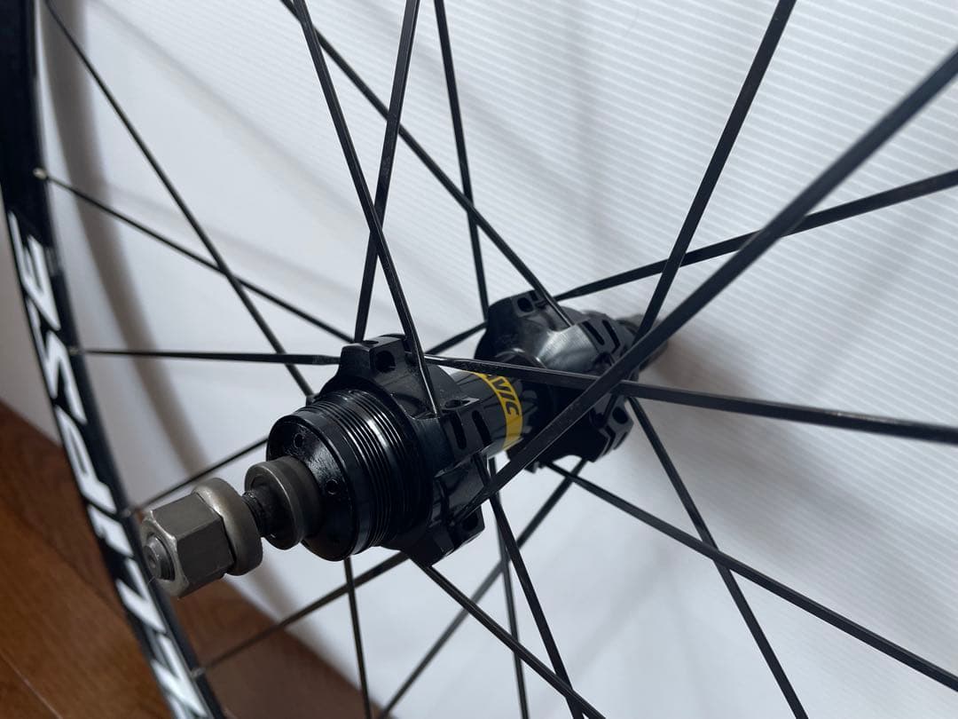 Mavic製　ELLIPSE 700×25mmトラックホイールセット