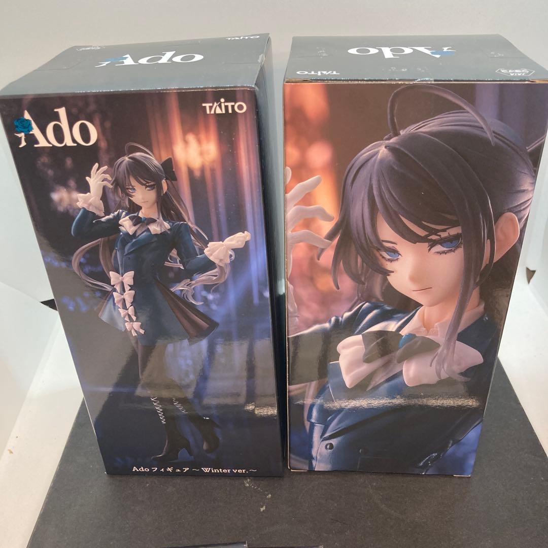 Ado フィギュア Winter ver. 2体セット　とステッカー5枚