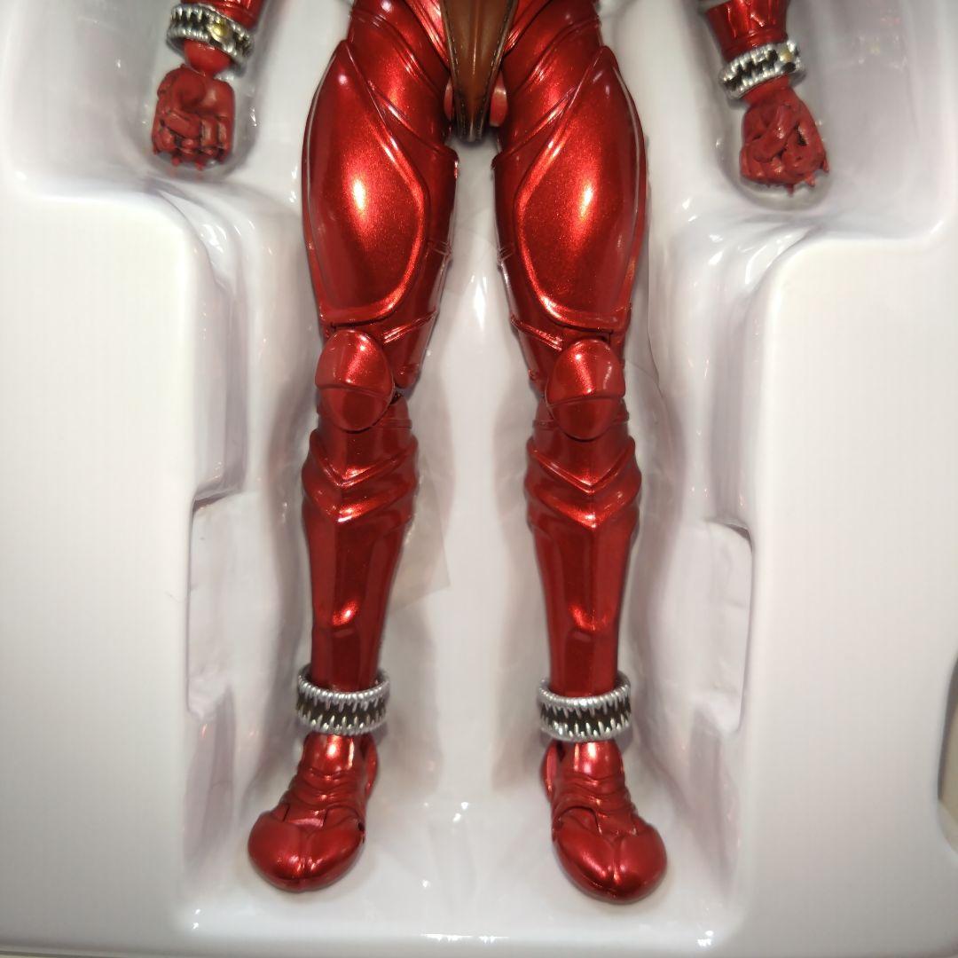 S.H.Figuarts(真骨彫製法) 仮面ライダー響鬼紅 「仮面ライダー響鬼…