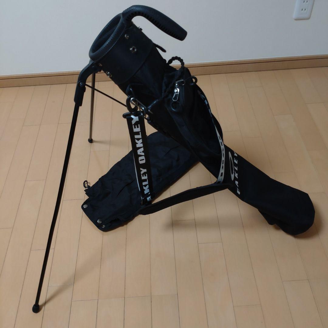 ゴルフ　OAKLEY　セルフスタンドバック　フード付き