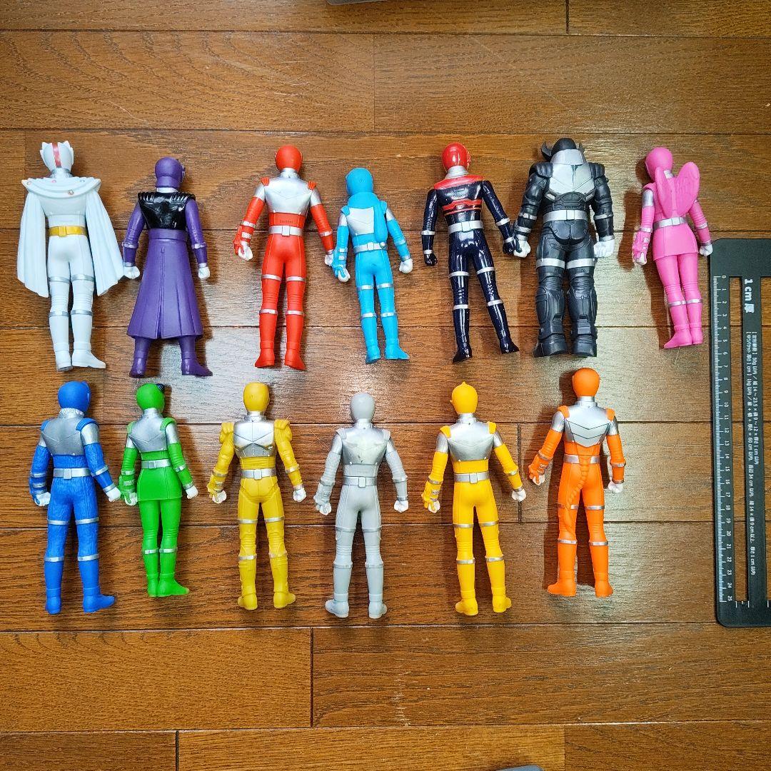 中古ソフビ　宇宙戦隊キュウレンジャー　13体セット　17センチ