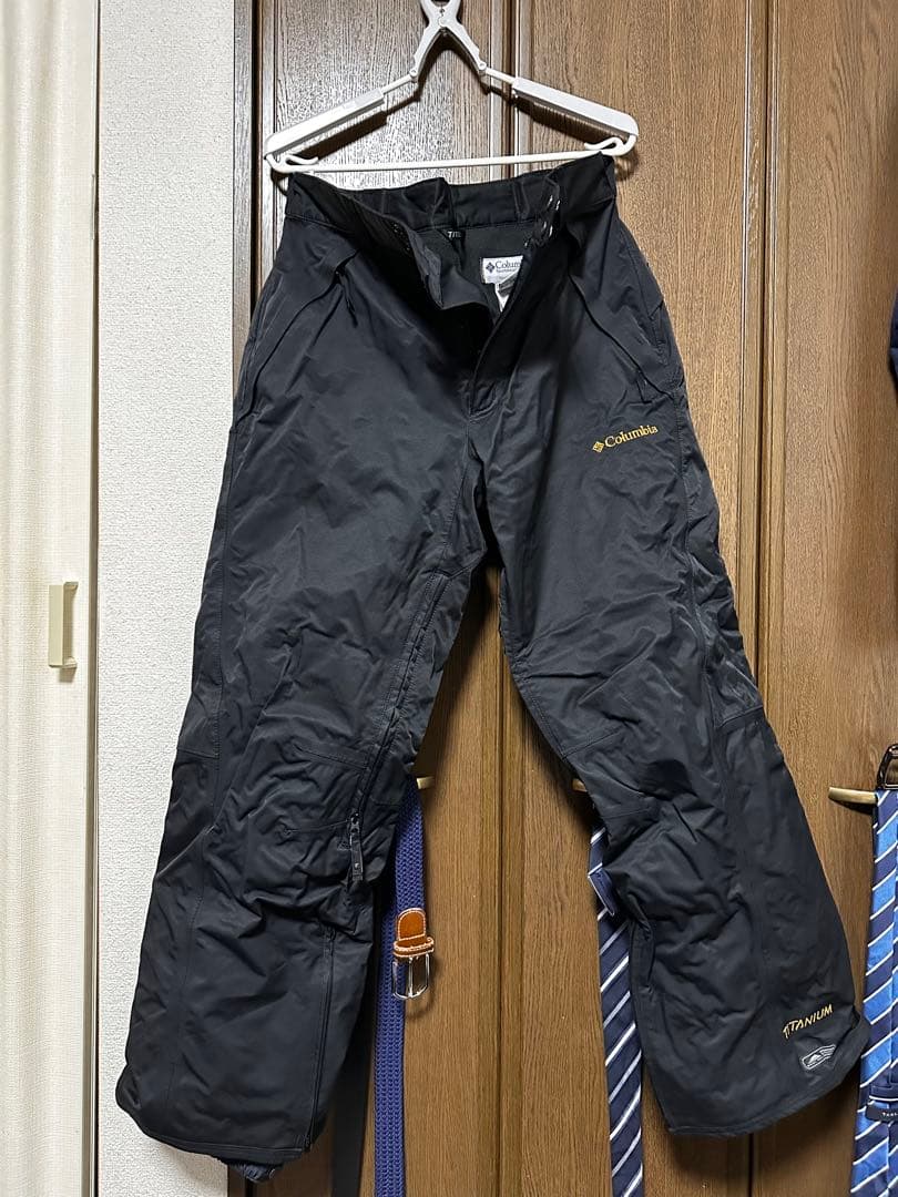 スキーウェア 上下セット 上:SALOMON 下Columbia