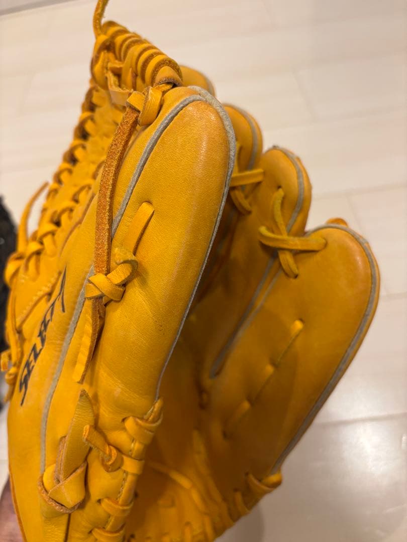 Mizuno Select 9ジュニア用グローブ二個セット